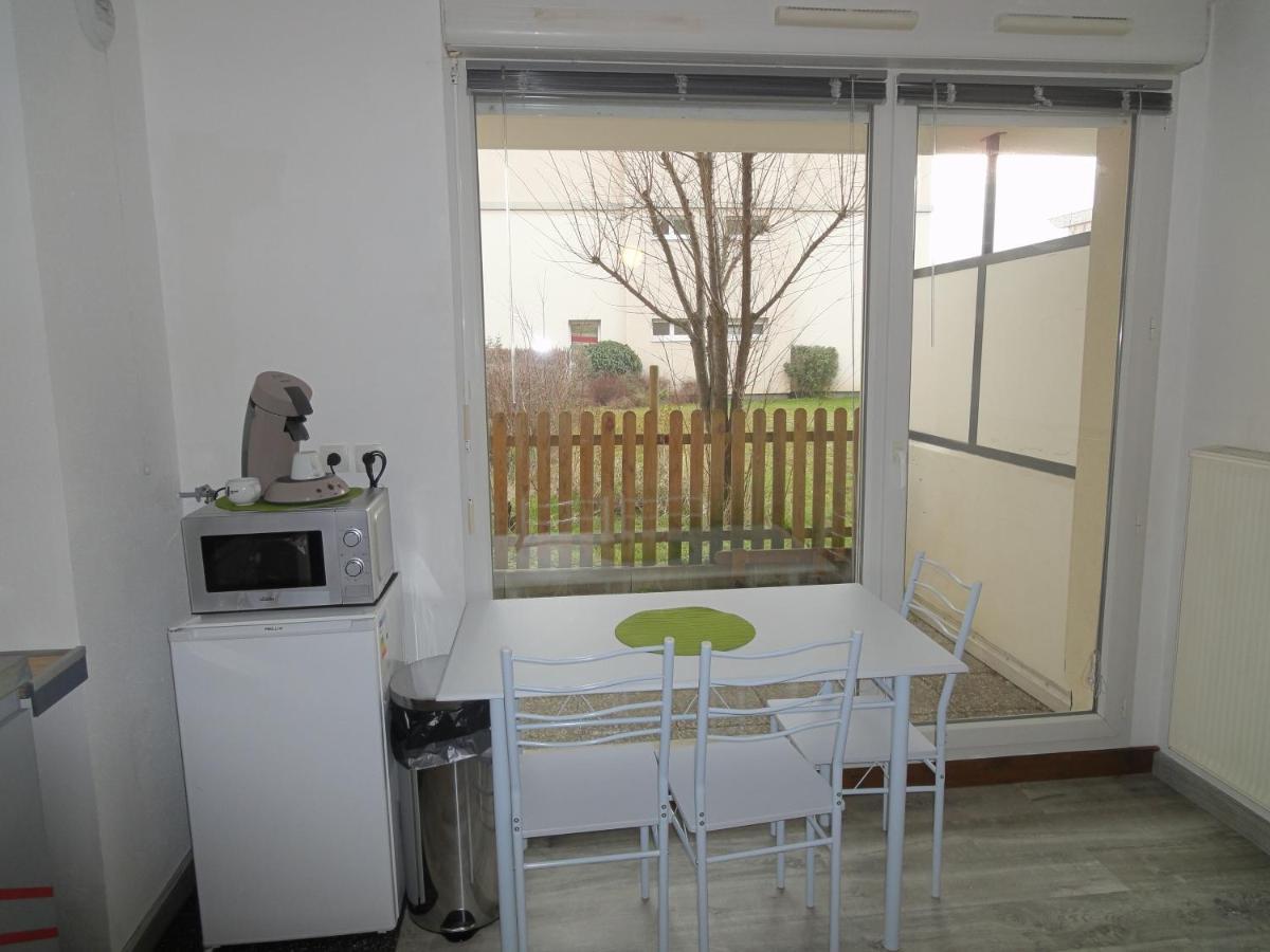 Logement Type Studio 1 Piece Proche Zenith Strasbourg Exterior photo